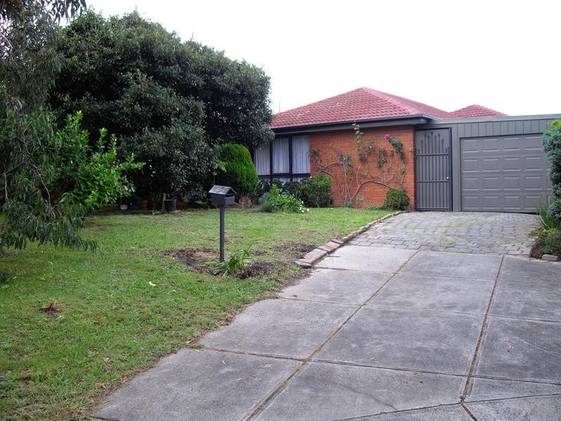 5 Edis Court, Endeavour Hills VIC 3802