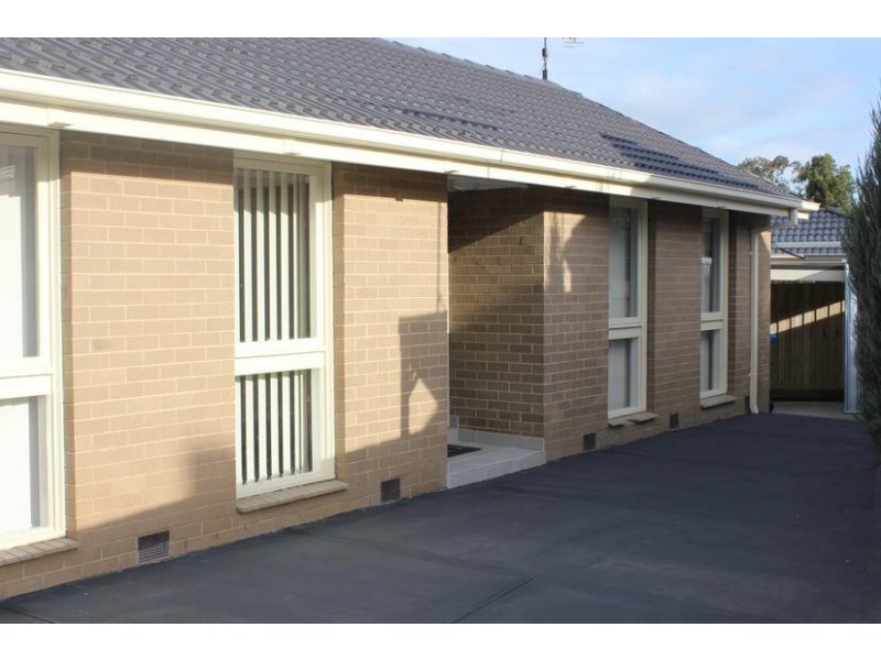 1/10 Heatherton Road, Endeavour Hills VIC 3802