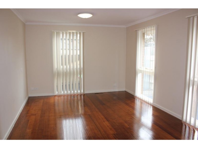 1/10 Heatherton Road, Endeavour Hills VIC 3802