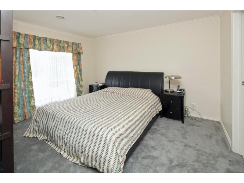 10 Janmara Court, Endeavour Hills VIC 3802