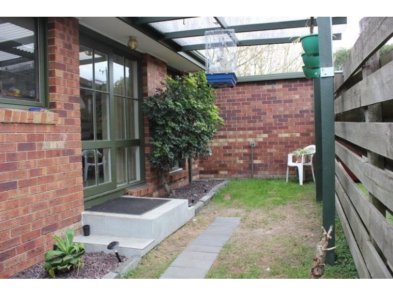6/7-11 Hutton Street, Dandenong VIC 3175