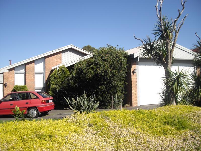 4 Sargood Court, Endeavour Hills VIC 3802