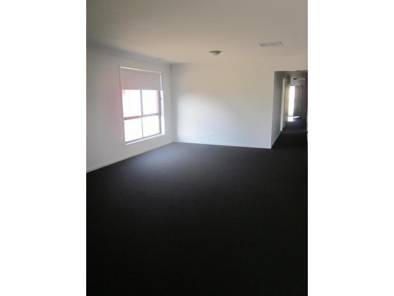 55 Galilee Drive, Sandhurst VIC 3977