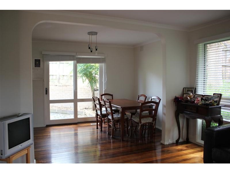 6 Marra Court, Endeavour Hills VIC 3802