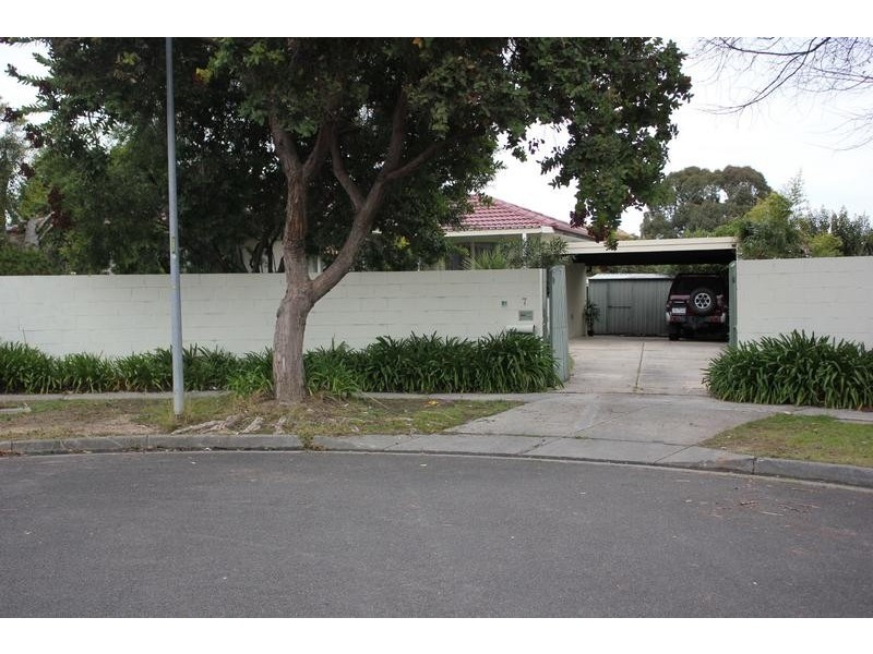 7 Collett Rise, Endeavour Hills VIC 3802