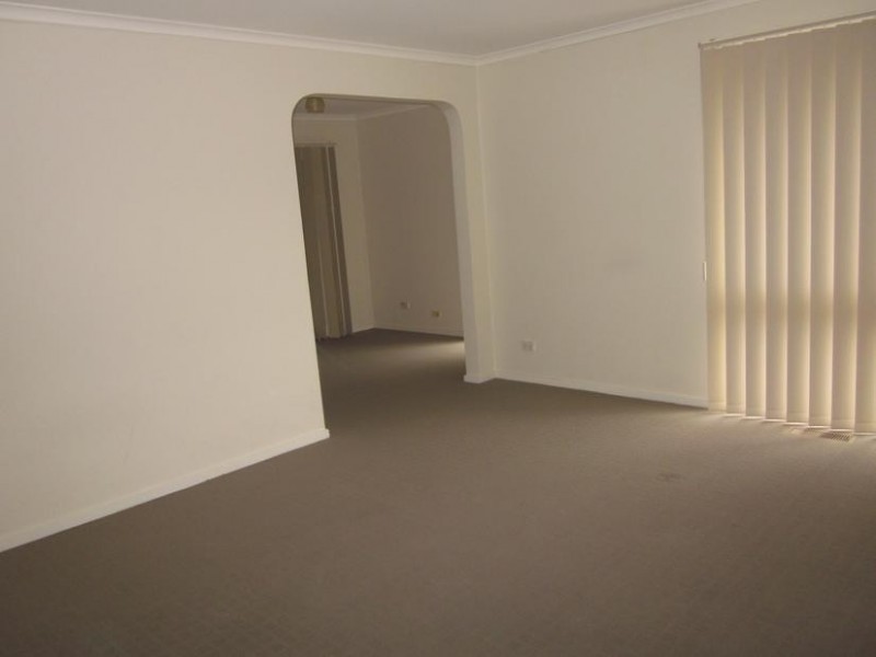 46 Clifton Way, Endeavour Hills VIC 3802