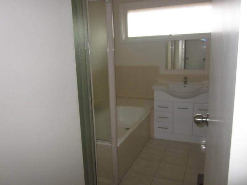 46 Clifton Way, Endeavour Hills VIC 3802