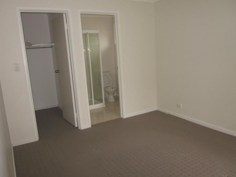 46 Clifton Way, Endeavour Hills VIC 3802