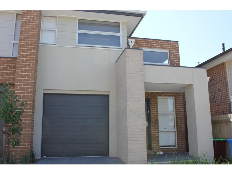 39 Barrier Reef Circuit, Endeavour Hills VIC 3802