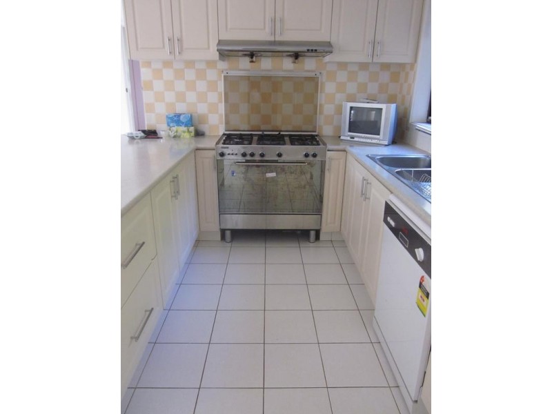 4 Hughes, Endeavour Hills VIC 3802