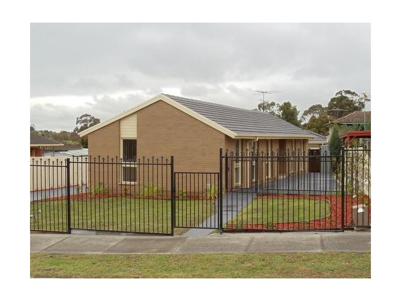 1/10 Heatherton Road, Endeavour Hills VIC 3802