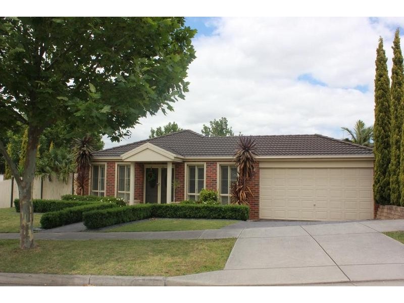 1 Milburn Court, Endeavour Hills VIC 3802