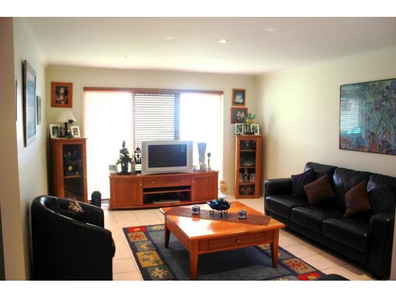 1 Milburn Court, Endeavour Hills VIC 3802