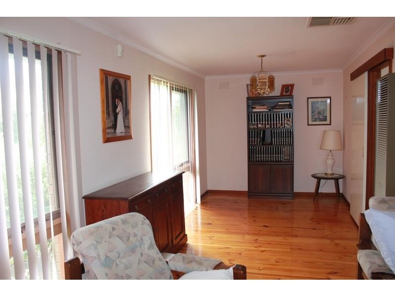 22 Grove End Road, Endeavour Hills VIC 3802