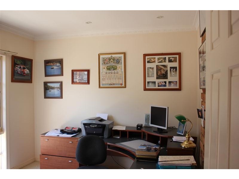 1 Portland Place, Endeavour Hills VIC 3802