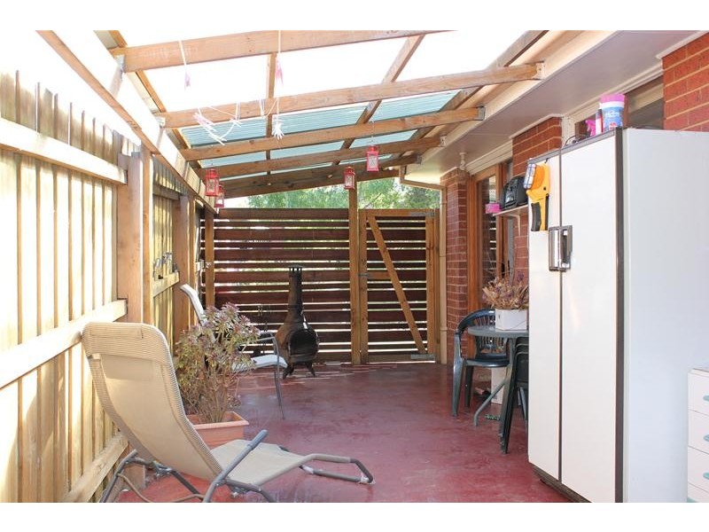 2 Janmara Court, Endeavour Hills VIC 3802