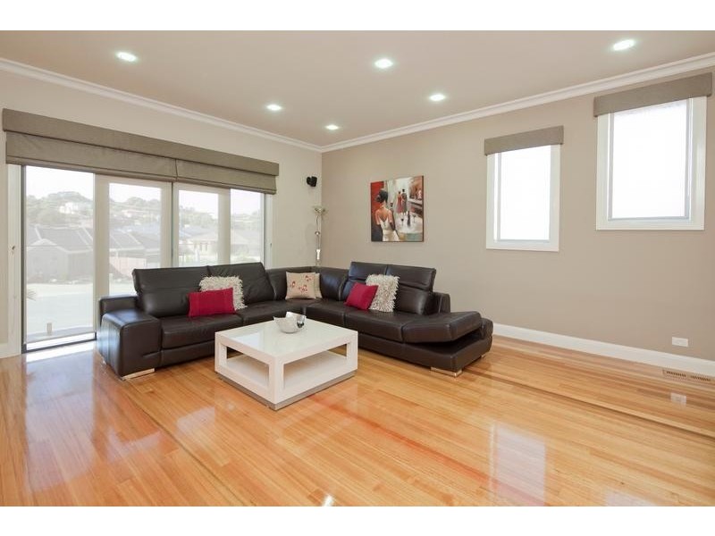 15 Orbison Court, Endeavour Hills VIC 3802