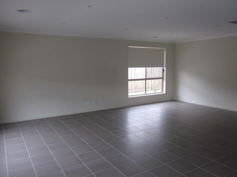 6 Wotan Way, Sandhurst VIC 3977