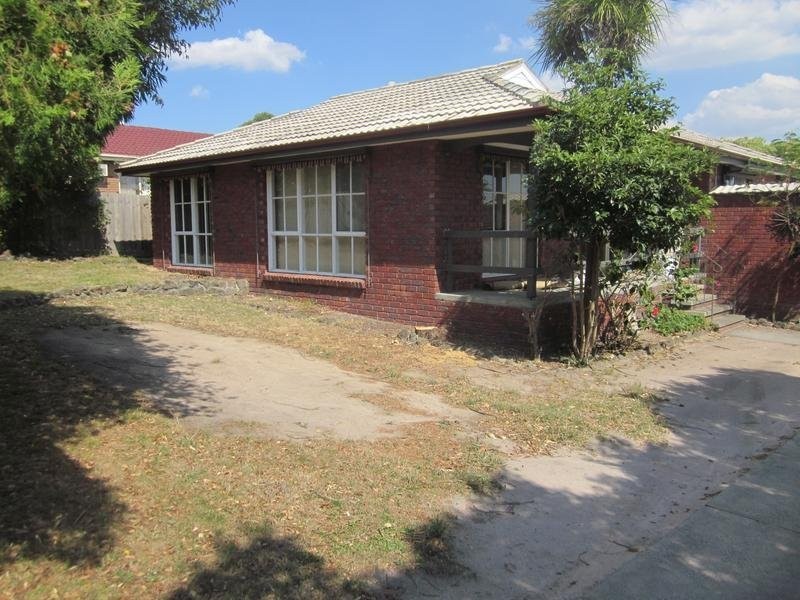 13 Robert Molyneux Avenue, Endeavour Hills VIC 3802