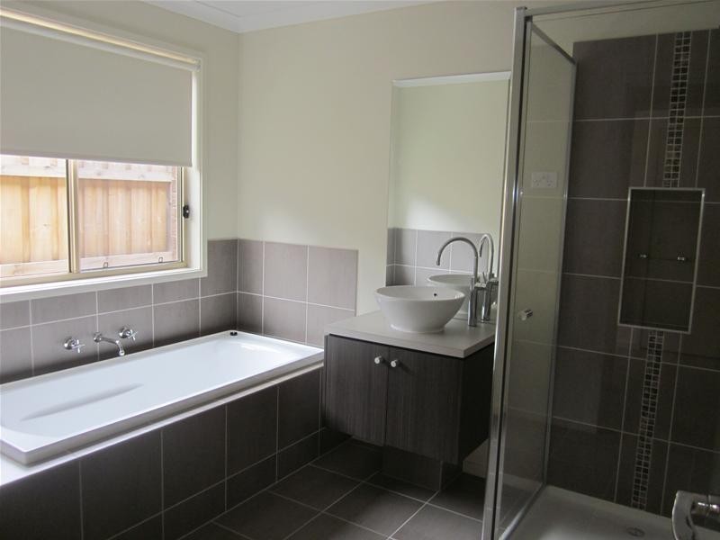 6 Wotan Way, Sandhurst VIC 3977