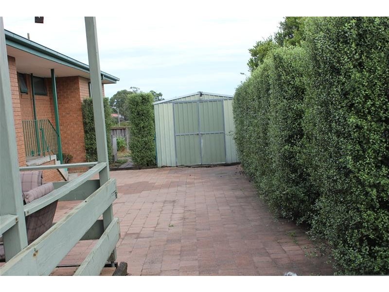 24 Mossgiel Park, Endeavour Hills VIC 3802