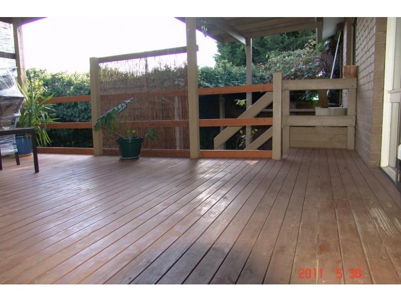 8 Munster Court, Endeavour Hills VIC 3802