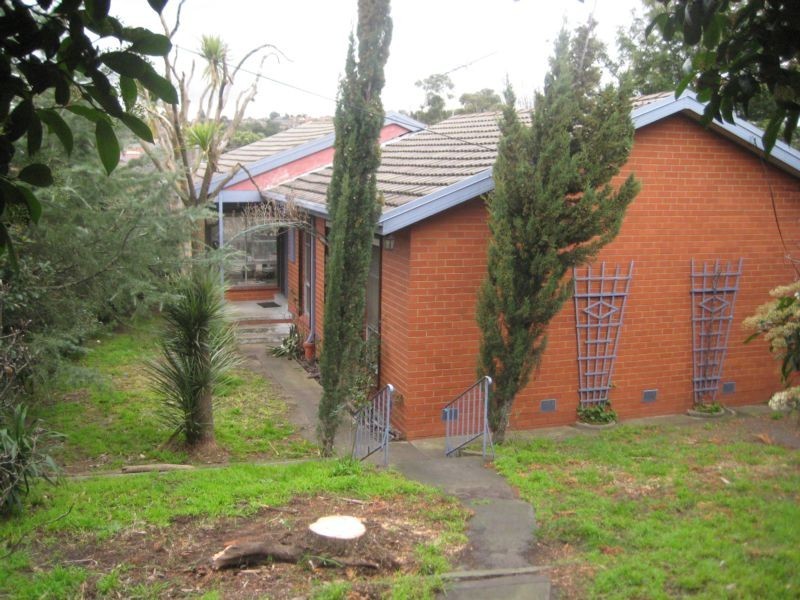 229 Power Road, Endeavour Hills VIC 3802