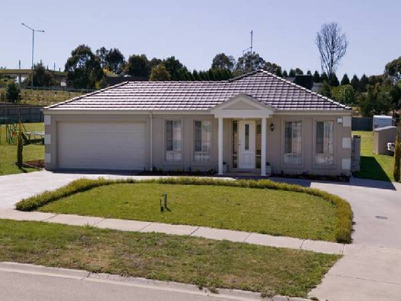 5 Radesin Rise, Narre Warren North VIC 3804