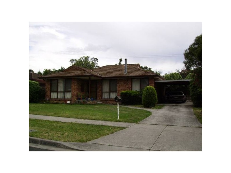 28 Lawson Way, Endeavour Hills VIC 3802