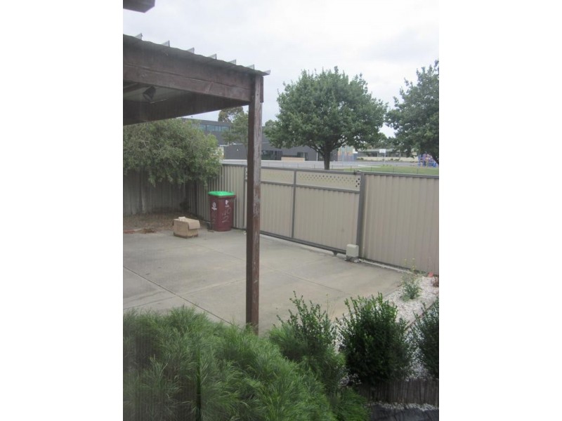 2 Inverness Street, Endeavour Hills VIC 3802