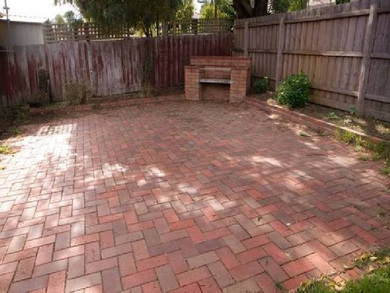 1 Ester Close, Endeavour Hills VIC 3802