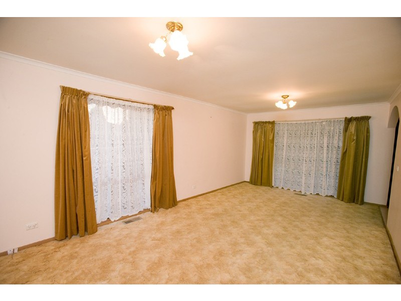 1 Cunningham Drive, Endeavour Hills VIC 3802