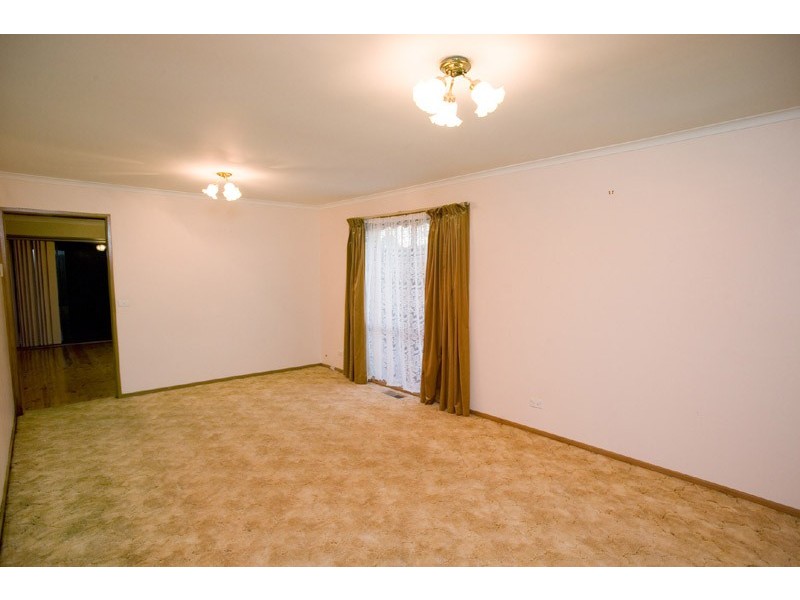 1 Cunningham Drive, Endeavour Hills VIC 3802