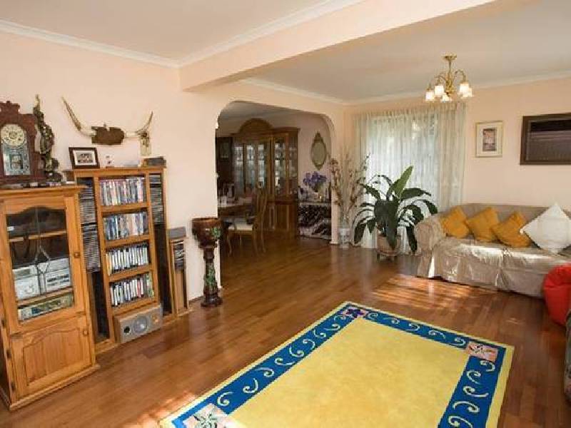 23 Sienna Crescent, Endeavour Hills VIC 3802