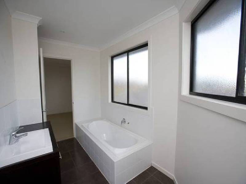 Ronald Street, Dandenong VIC 3175