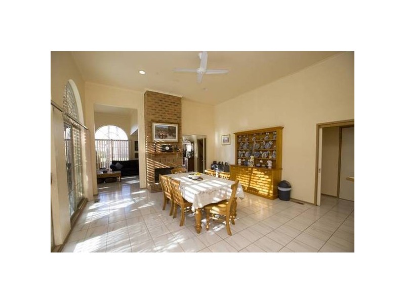 Gymkhana Court, Endeavour Hills VIC 3802