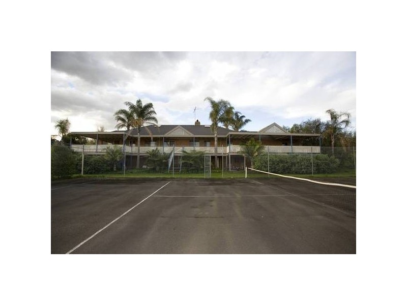 Gymkhana Court, Endeavour Hills VIC 3802