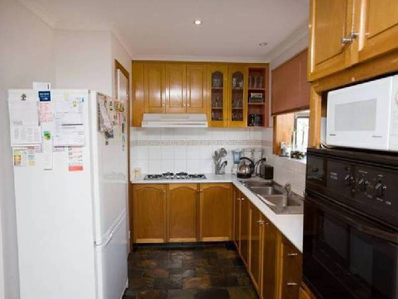 10 Dundee Court, Endeavour Hills VIC 3802