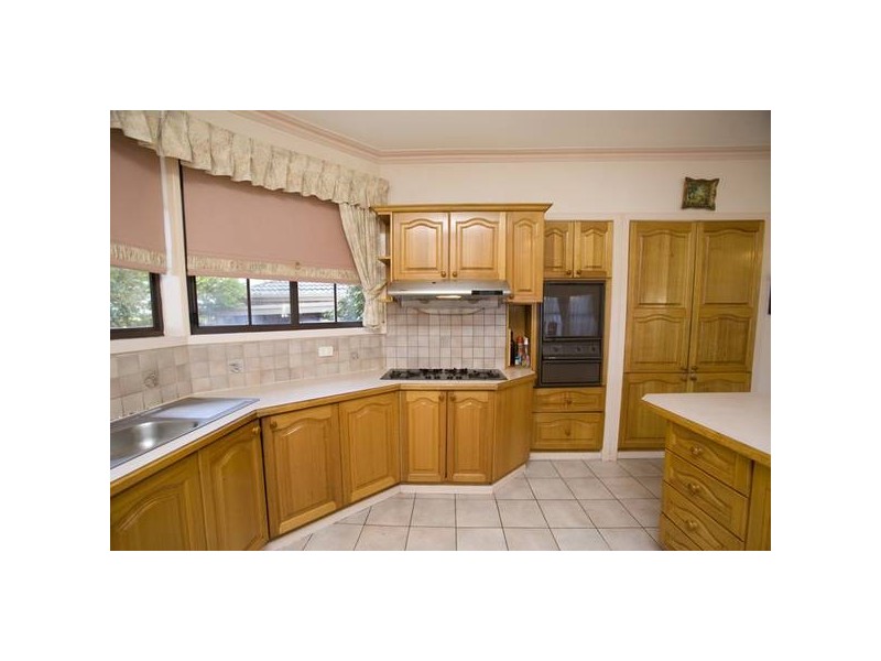 Wilshire Court, Endeavour Hills VIC 3802