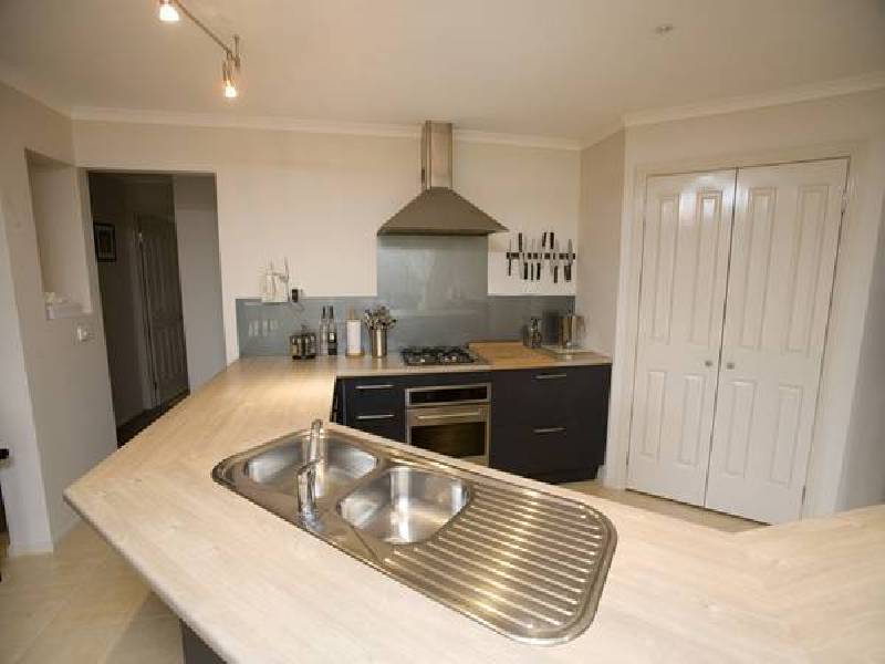 Pevensey Drive, Narre Warren South VIC 3805