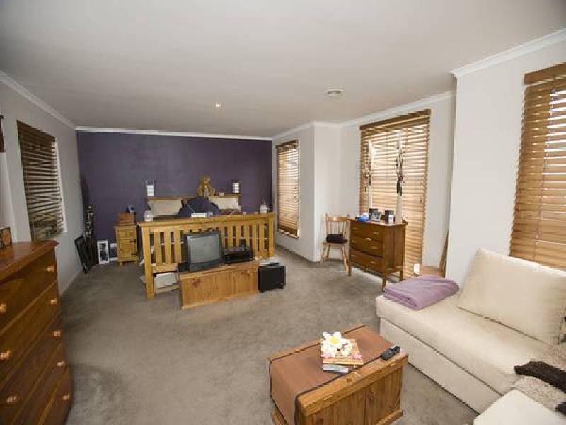 Pevensey Drive, Narre Warren South VIC 3805