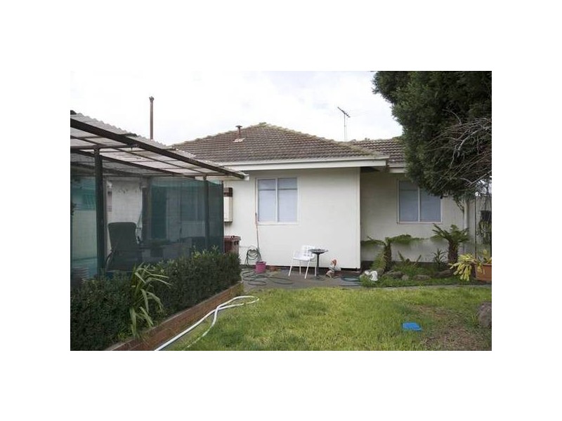 Oak Avenue, Doveton VIC 3177