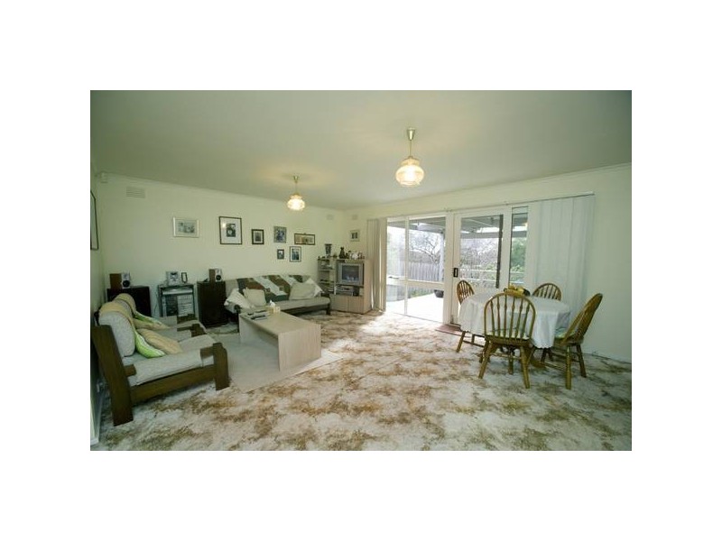 Montieth Crescent, Endeavour Hills VIC 3802