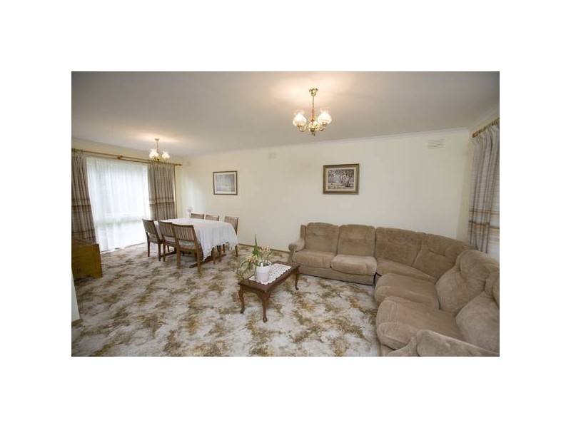 Montieth Crescent, Endeavour Hills VIC 3802