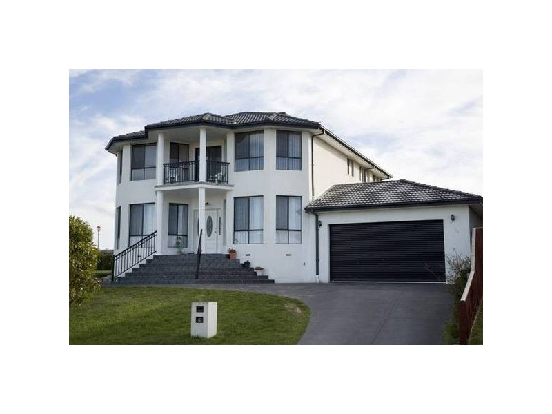 86-88 St Helens Crescent, Narre Warren North VIC 3804
