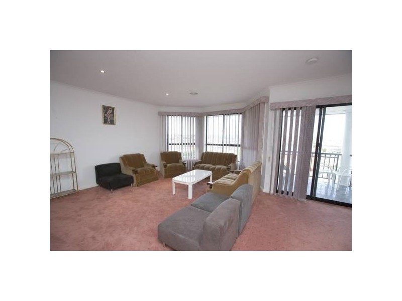 86-88 St Helens Crescent, Narre Warren North VIC 3804