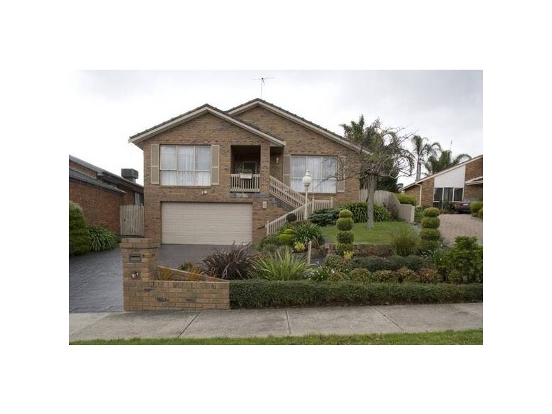 5 Armiston Court, Endeavour Hills VIC 3802