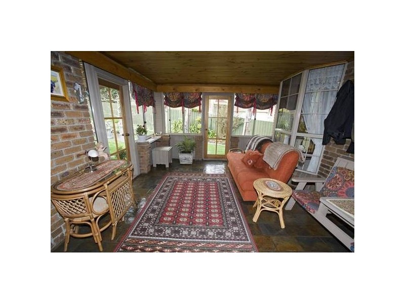 5 Armiston Court, Endeavour Hills VIC 3802