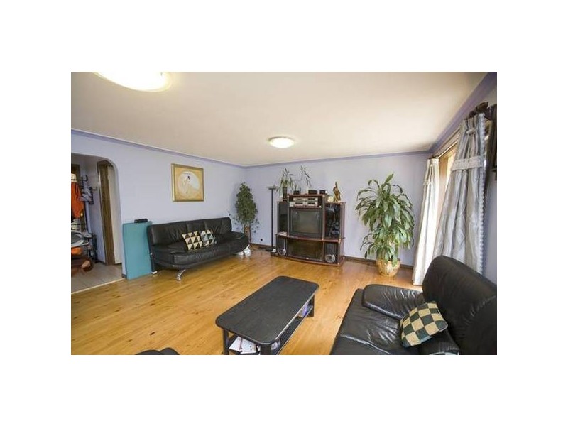 5 Lindsay Close, Endeavour Hills VIC 3802