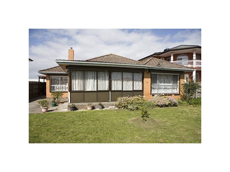 19 Francis Street, Dandenong South VIC 3175
